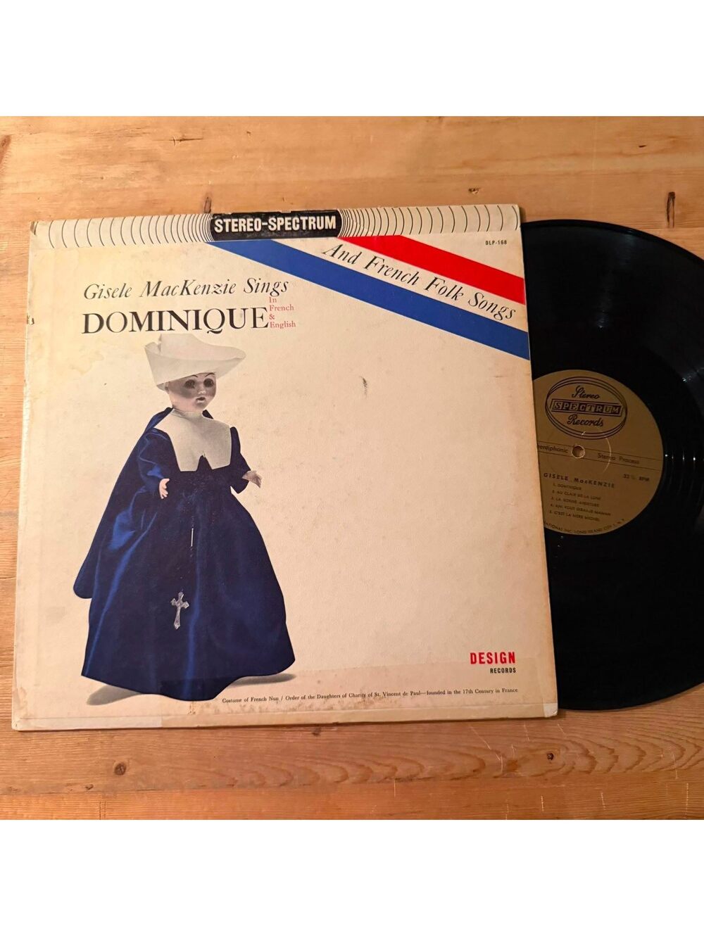 Gisele Mackenzie - Dominique in French & English 33rpm VG+ VR21